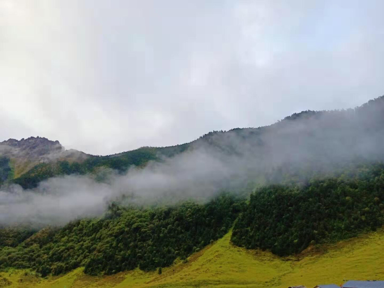 滇藏線旅途風光