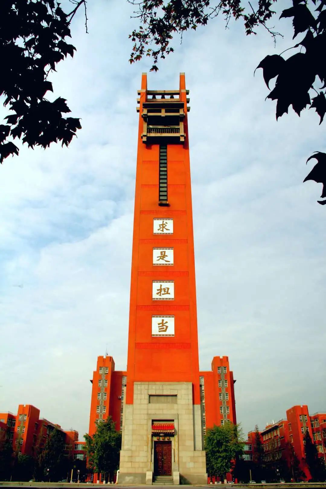 用画笔带你重游郑大让线条勾勒万千思念