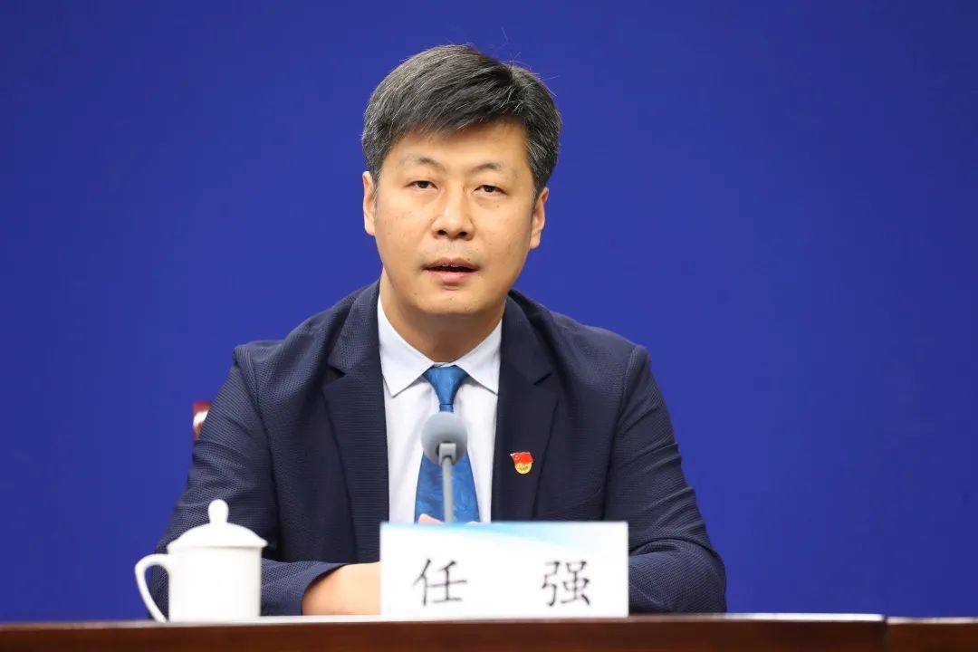 河南省政府召开新闻发布会全面推行河长检察长制改革