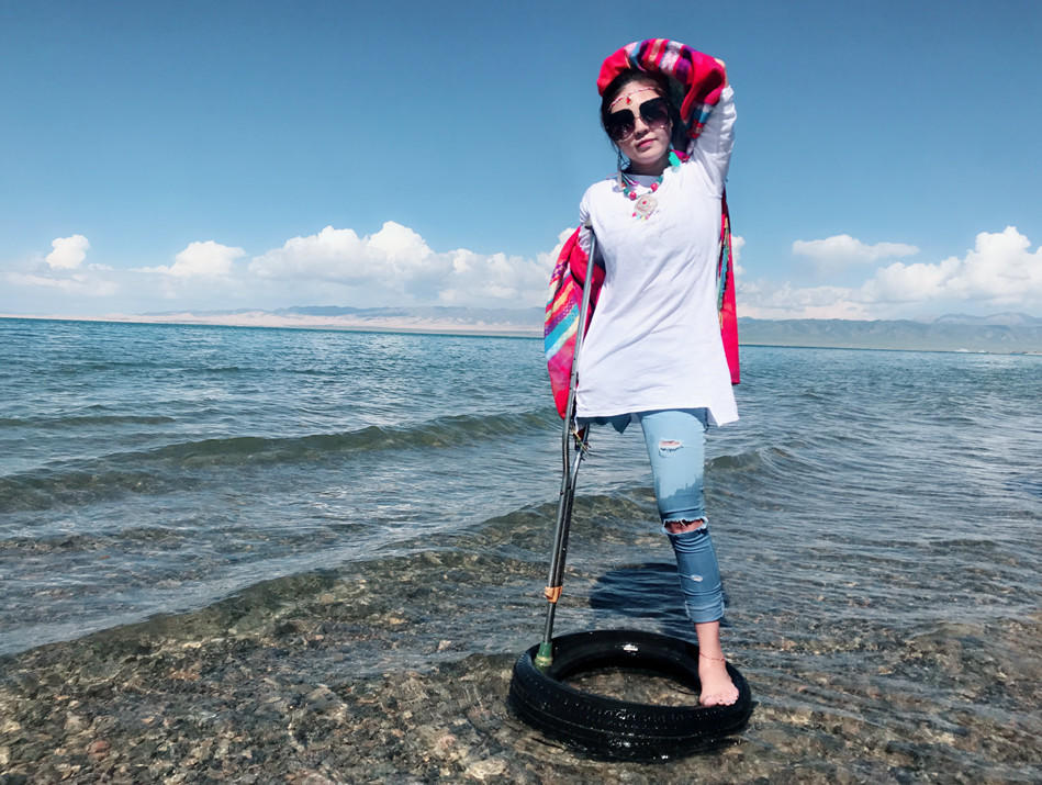 罗雨独腿女孩的坚强人生